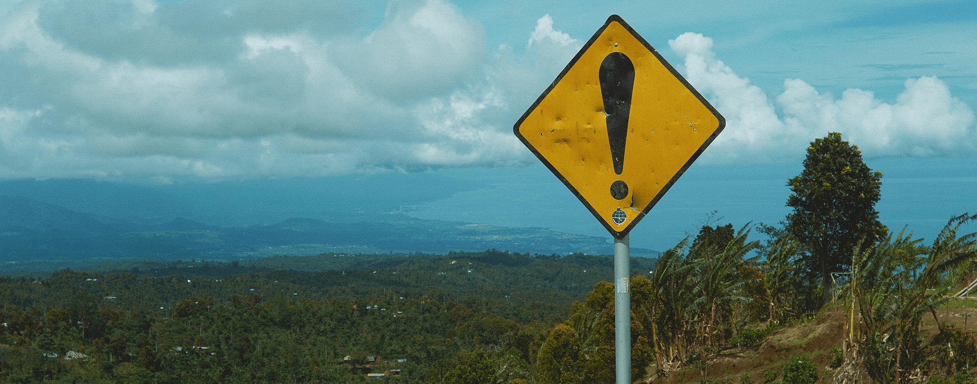Abstract image used to represent Pages Router to App Router Migration Risks