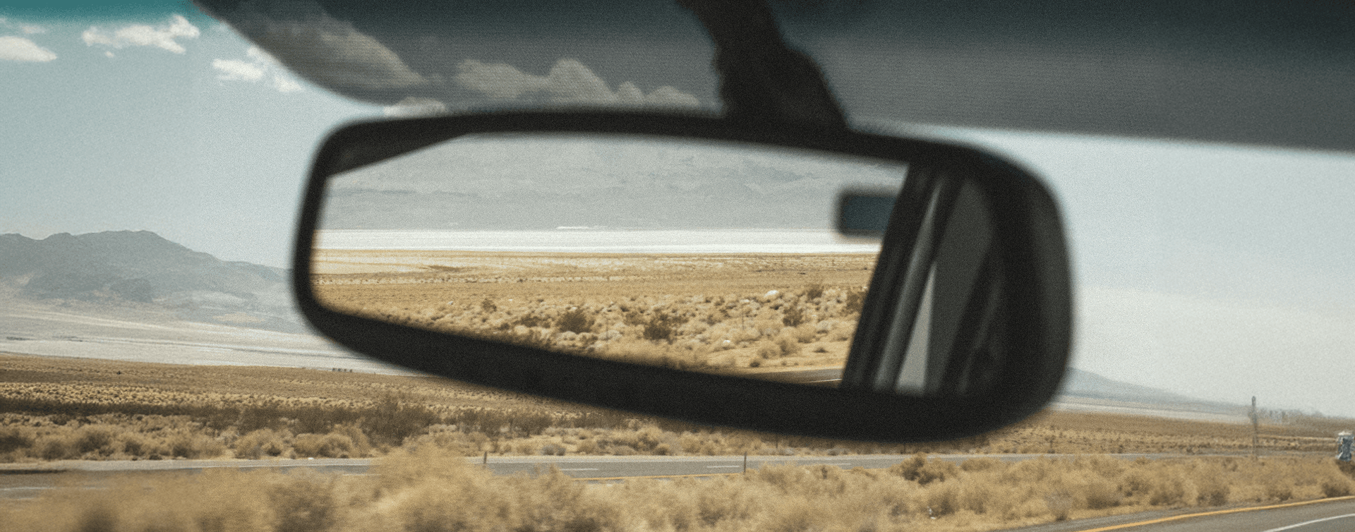 Abstract image used to represent Reducing Headless CMS Image Bandwidth
